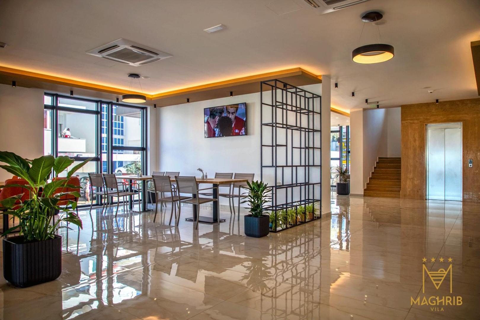 Maghrib Hotel Улцин Екстериор снимка