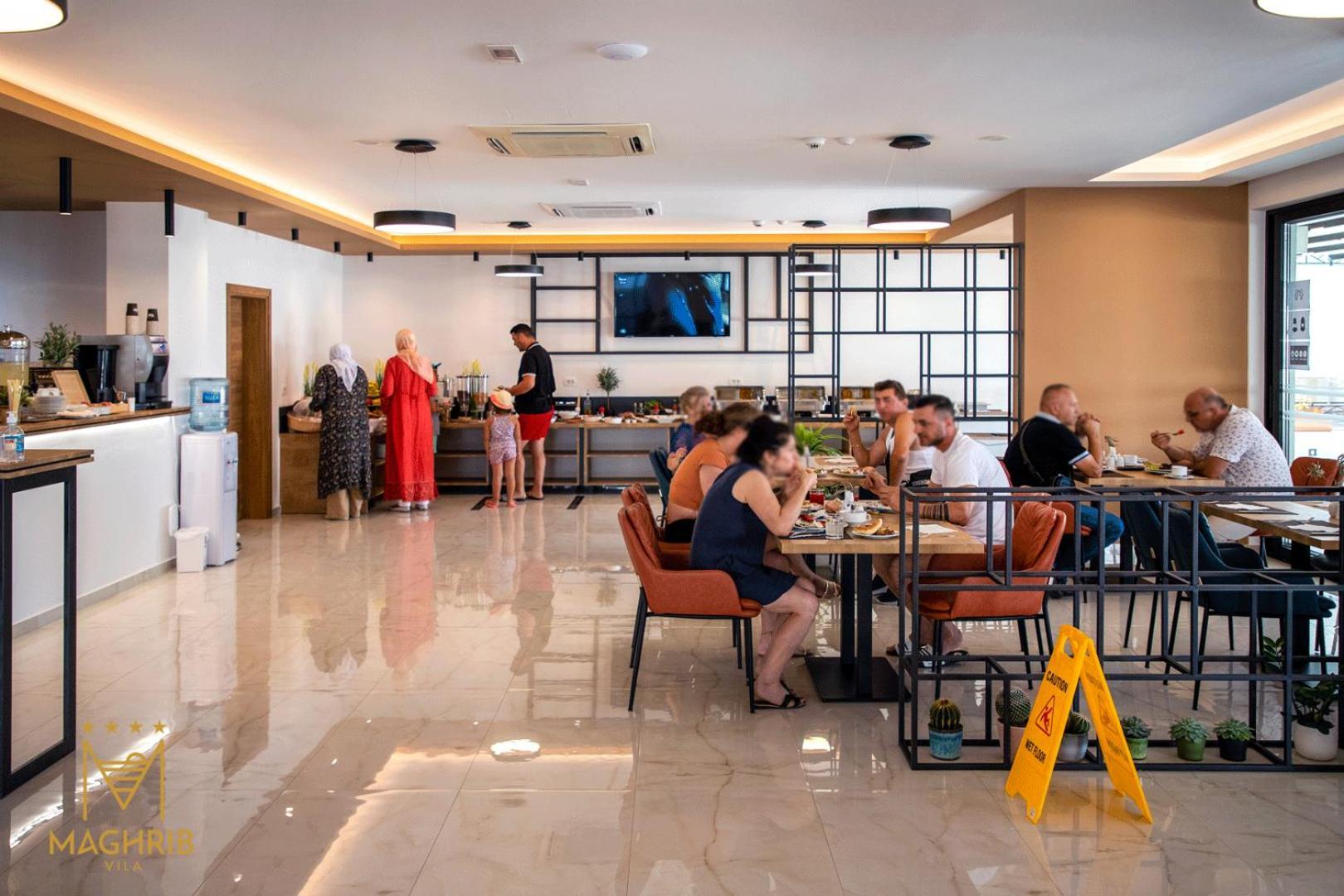 Maghrib Hotel Улцин Екстериор снимка