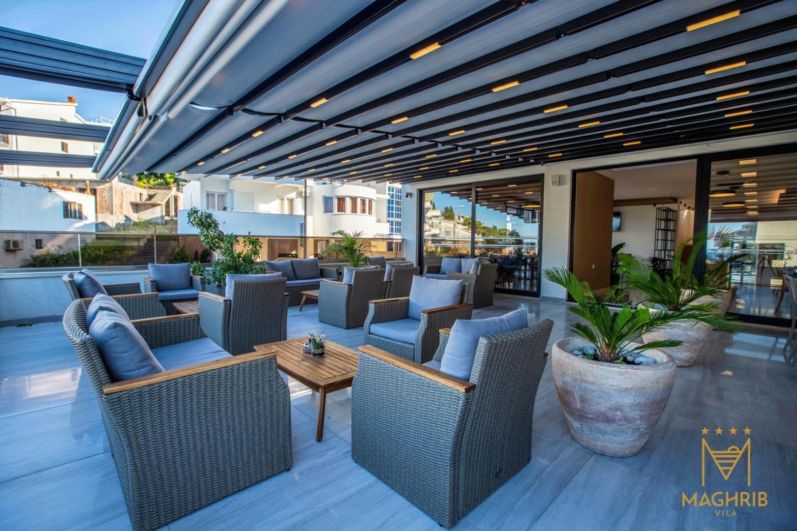 Maghrib Hotel Улцин Екстериор снимка