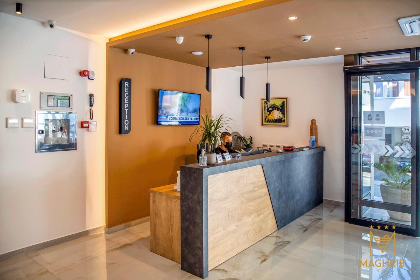 Maghrib Hotel Улцин Екстериор снимка