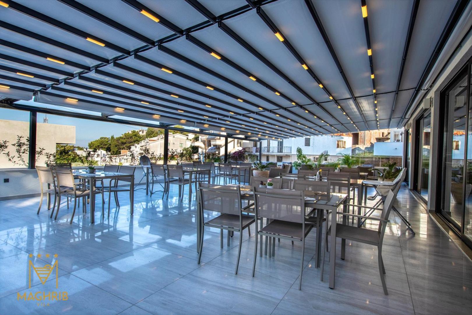 Maghrib Hotel Улцин Екстериор снимка