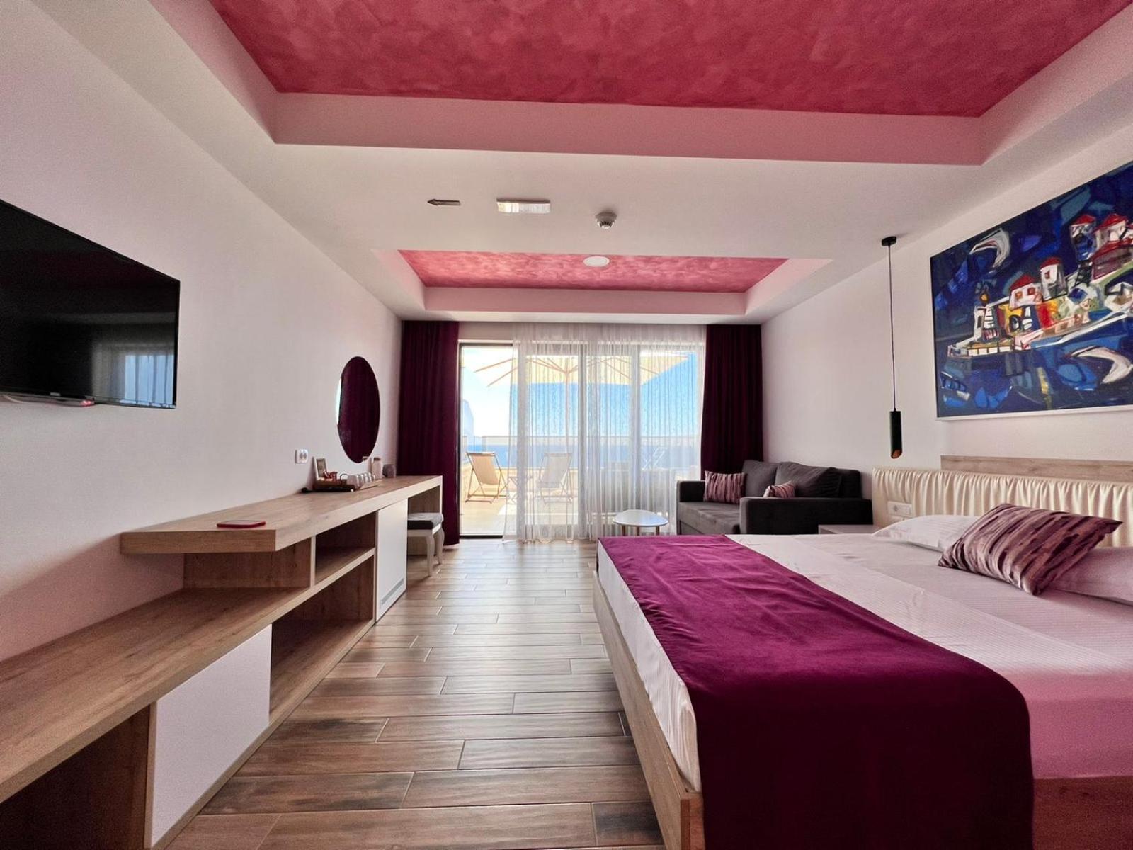Maghrib Hotel Улцин Екстериор снимка